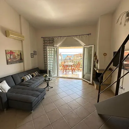Cozy 2Br Apartment In Mola Kaliva With Sea View Kallithea  Exterior photo