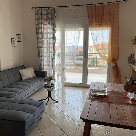 Cozy 2Br Apartment In Mola Kaliva With Sea View Kallithea  Exterior photo