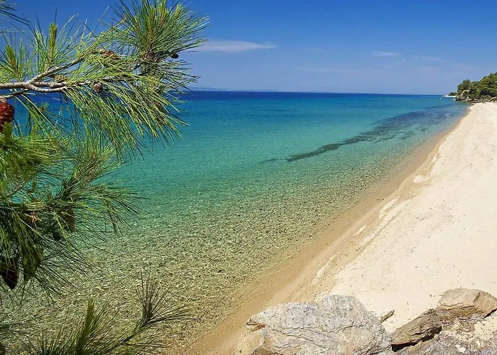 Cozy 2Br Apartment In Mola Kaliva With Sea View